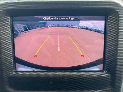 Used 2021 Jeep Wrangler Unlimited Sahara image 23