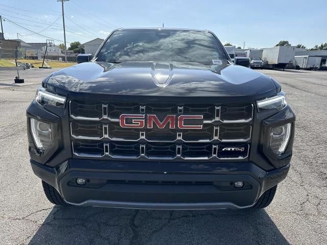 Used 2025 GMC Canyon AT4 AWD/4WD image 2