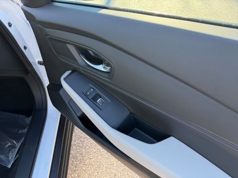 New 2025 Honda Accord SE image 31