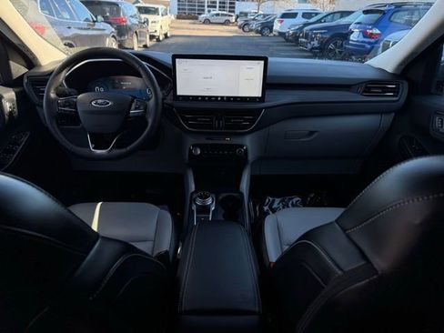 Used 2023 Ford Escape Platinum image 24
