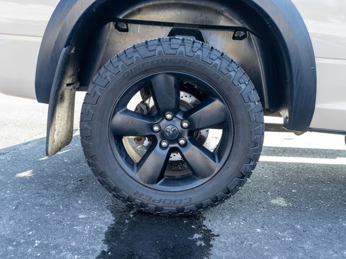 Used 2019 RAM 1500 Classic Warlock image 10