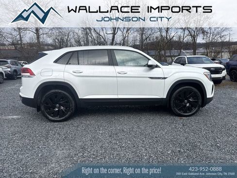 New 2026 Volkswagen Atlas Cross Sport SE AWD/4WD image 1