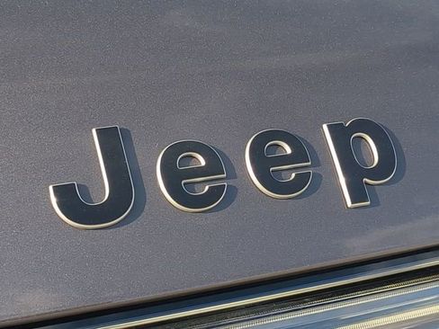 New 2026 Jeep Grand Wagoneer Limited w/ HD Trailer Tow Package AWD/4WD image 13