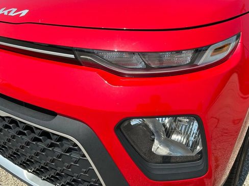 Used 2022 Kia Soul LX FWD image 13