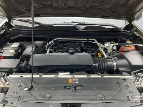 Used 2023 Chevrolet Colorado W/T RWD image 23