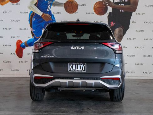 Used 2025 Kia Sportage EX FWD image 23