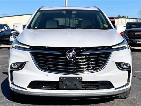 Used 2023 Buick Enclave Premium w/ Experience Buick Package AWD/4WD image 3