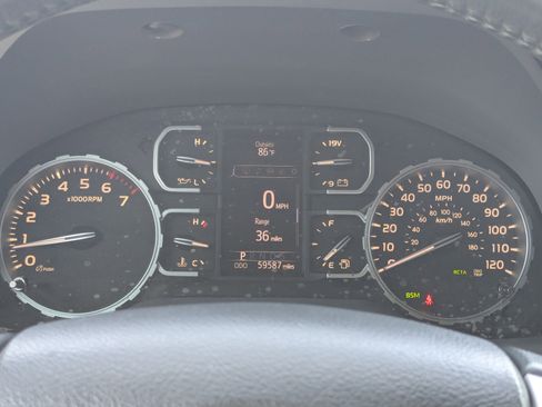 Used 2019 Toyota Tundra Limited w/ Limited Premium Package image 25