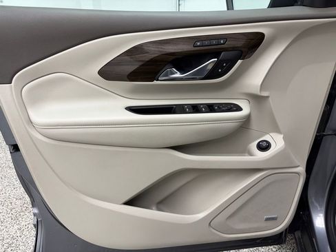 Used 2020 GMC Terrain Denali w/ Denali Premium Package image 11