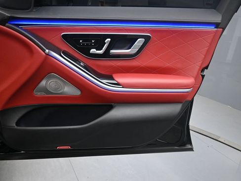 Used 2022 Mercedes-Benz S 580 S 580 image 28