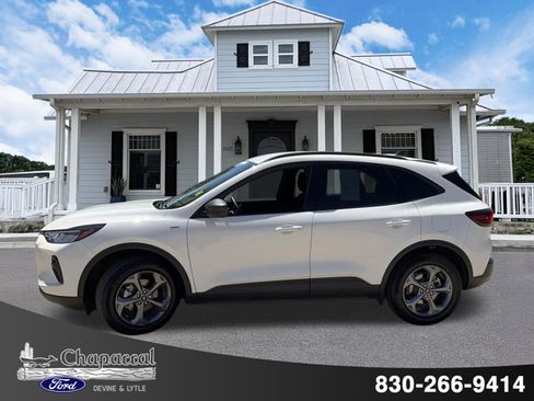 Used 2025 Ford Escape ST-Line w/ Equipment Group 301A FWD image 3