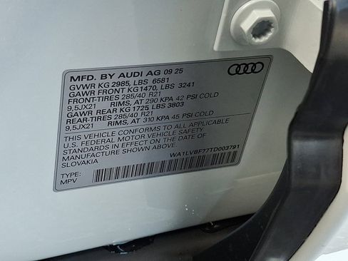 New 2026 Audi Q7 3.0T Premium Plus image 18