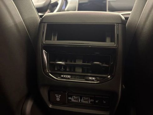 New 2025 Jeep Grand Cherokee Limited AWD/4WD image 18