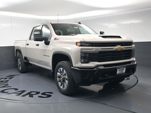 New 2026 Chevrolet Silverado 2500 Custom w/ Custom Value Package image 3