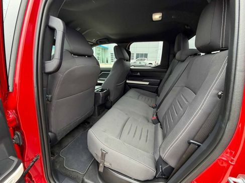 Used 2024 Toyota Tacoma TRD Off-Road AWD/4WD image 18
