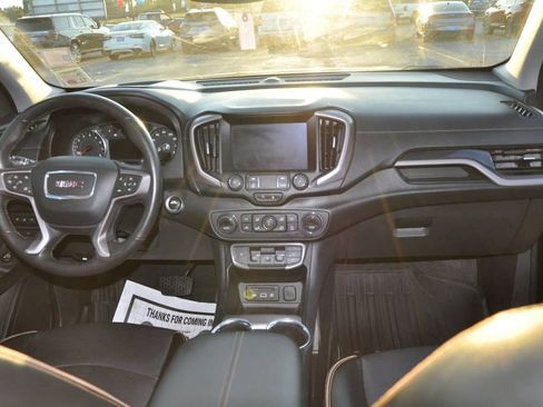Used 2022 GMC Terrain AT4 w/ Tech Package image 17