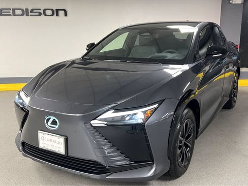 Used 2026 Lexus RZ 450e AWD w/ Technology Package image 3