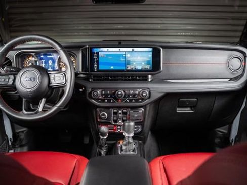 Used 2024 Jeep Wrangler Unlimited Rubicon 392 image 26