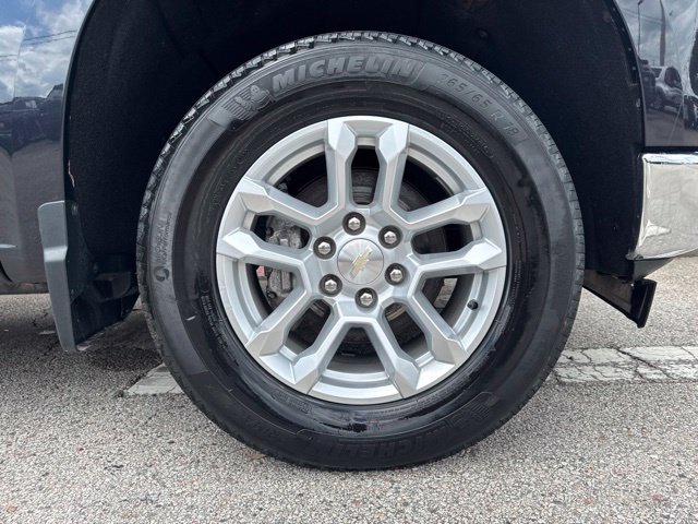 Used 2022 Chevrolet Silverado 1500 LT AWD/4WD image 9