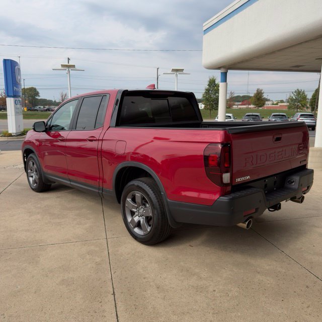 Used 2024 Honda Ridgeline TrailSport image 3