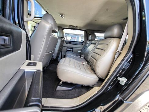 Used 2003 HUMMER H2 w/ Preferred Equipment Group image 13