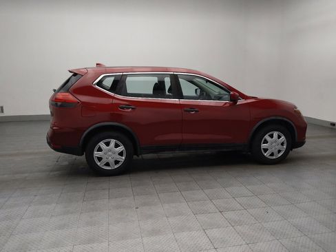 Used 2017 Nissan Rogue S image 10
