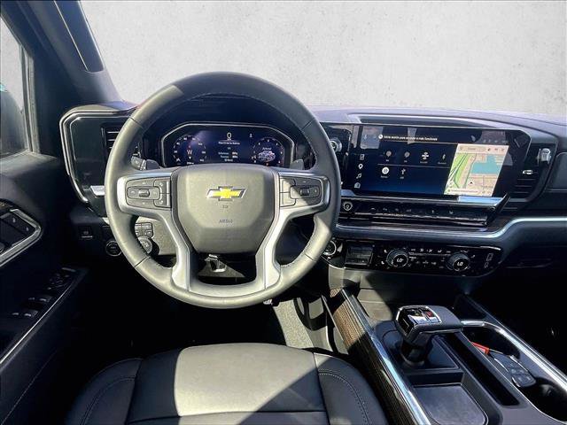 Used 2026 Chevrolet Silverado 1500 LT w/ Safety Package RWD image 7
