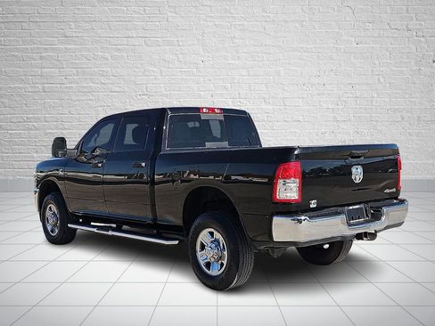 Used 2024 RAM 2500 Tradesman w/ Chrome Appearance Group AWD/4WD image 3