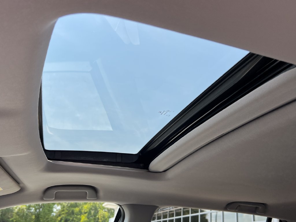 Used 2017 Honda Pilot EX-L image 11
