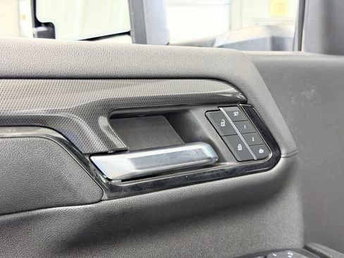 Used 2024 GMC Sierra 2500 AT4 w/ AT4 Premium Plus Package AWD/4WD image 13