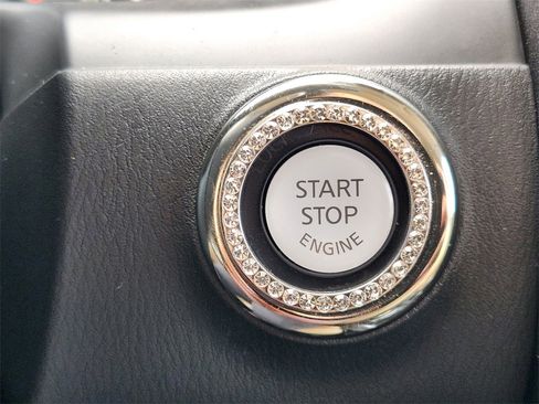 Used 2021 Nissan Armada SV w/ SV Appearance Package image 16