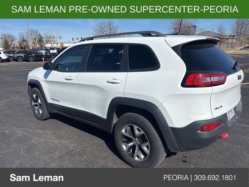 Used 2017 Jeep Cherokee Trailhawk w/ Cold Weather Group image 6