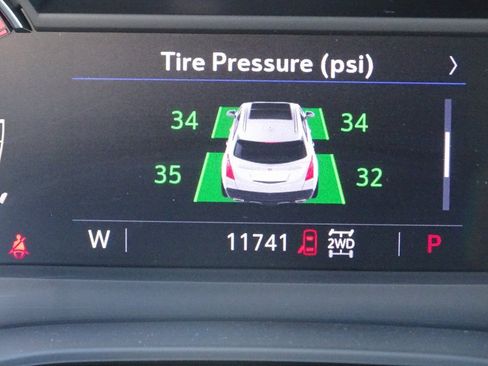 Used 2025 Cadillac XT5 Premium Luxury image 26