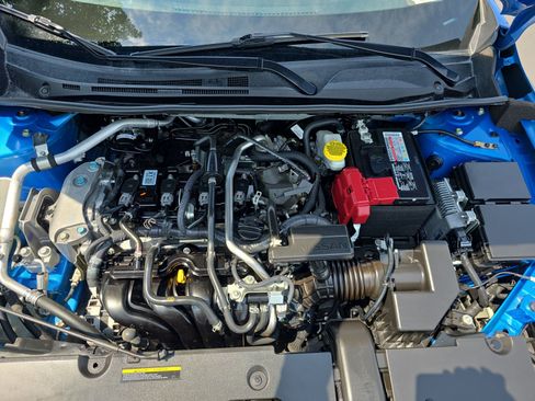 Used 2022 Nissan Sentra SV w/ Trunk Package FWD image 32