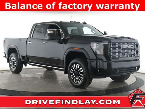 Used 2026 GMC Sierra 2500 Denali Ultimate w/ LPO, Black Badging Package AWD/4WD image 1