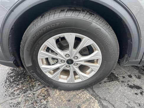 Used 2025 Ford Escape Active image 37