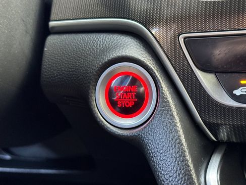 Used 2022 Honda Accord Sport image 32