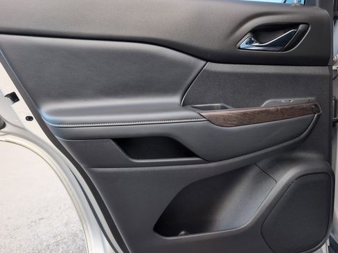 Used 2020 GMC Acadia Denali w/ LPO, Floor Liner Package image 30