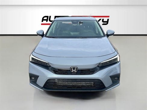 Used 2024 Honda Civic Touring image 2