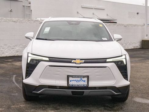 New 2026 Chevrolet Blazer EV LT image 2