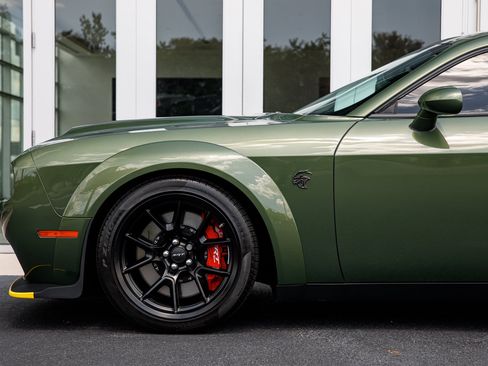 Used 2021 Dodge Challenger SRT Hellcat Redeye RWD image 9