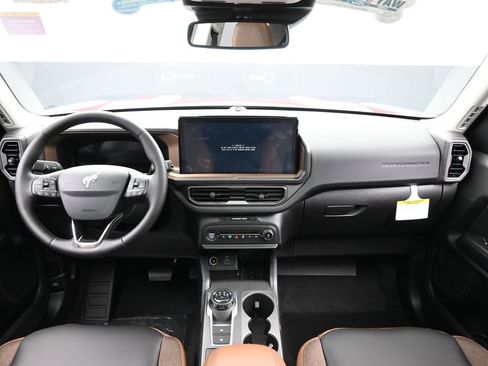 New 2025 Ford Bronco Sport Outer Banks w/ Outer Banks Tech Package+ image 29