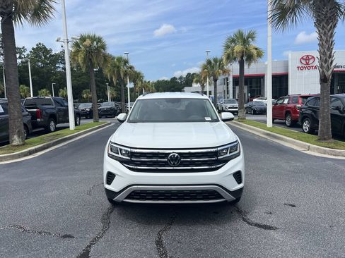 Used 2023 Volkswagen Atlas SE FWD image 3