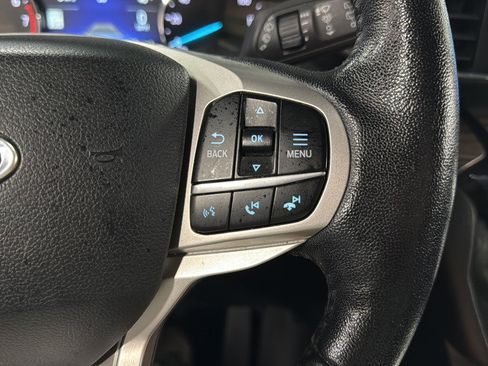 Used 2021 Ford Explorer Limited w/ Equipment Group 301A image 38