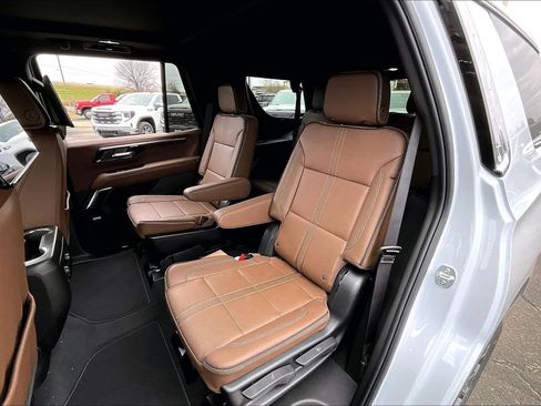 New 2026 Chevrolet Tahoe High Country image 10