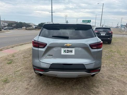 Used 2024 Chevrolet Blazer LT image 6