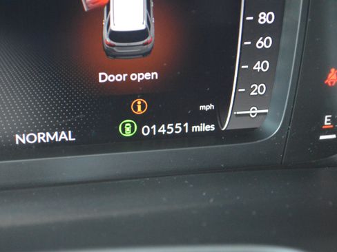 Used 2023 Honda Pilot Elite image 17