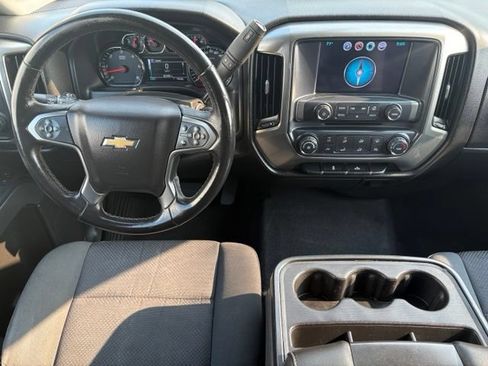 Used 2019 Chevrolet Silverado 1500 LT AWD/4WD image 3