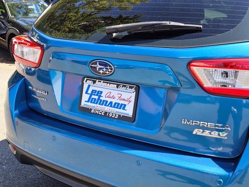 Used 2017 Subaru Impreza 2.0i Limited w/ Moonroof/BSD & Rcta/Eyesight AWD/4WD image 14