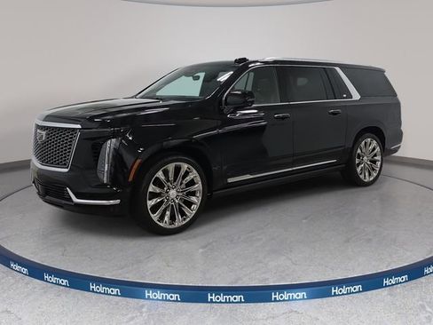 Used 2026 Cadillac Escalade ESV Luxury w/ LPO, Radiant Package AWD/4WD image 1